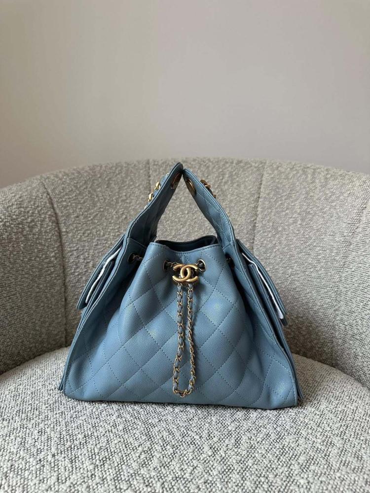 Chanel 25 bag