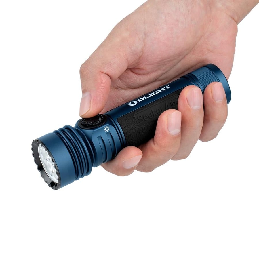 Olight Seeker 4 Pro CW Midnight Blue – كشاف اولايت  4600 لومن