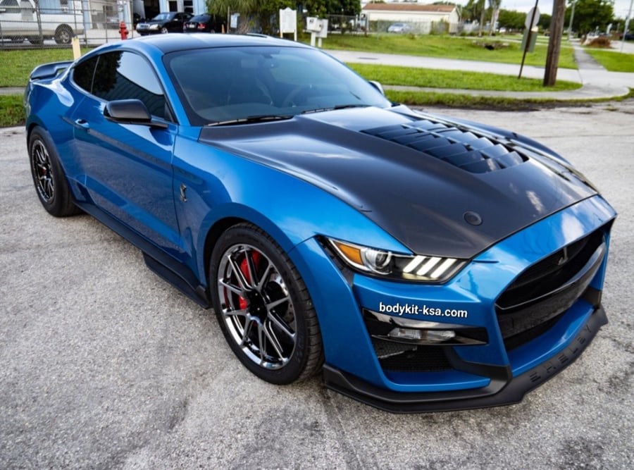 لحية صدام شيلبي GT500 بلاستك