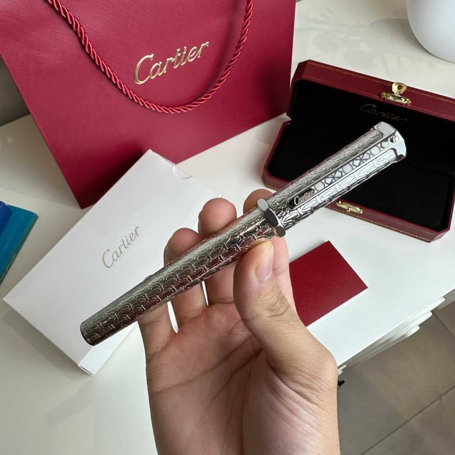 قلم كارتييه الماسي