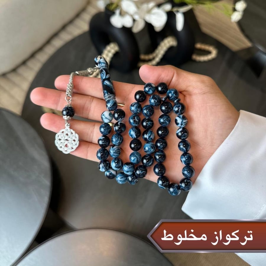 سبحتين + سبحة مجانا مع اوقية عود