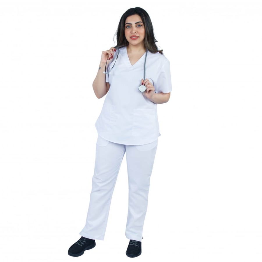زي طبي لون أبيض نسائي أوفر سايز