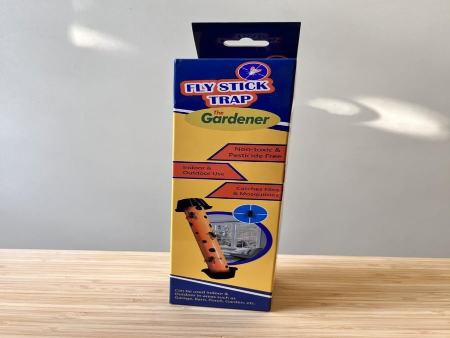 Fly trap sticker