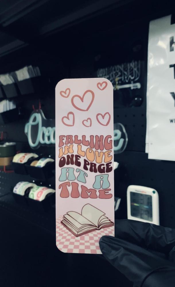 فاصل كتاب -  Bookmark - طلب تصميم خاص