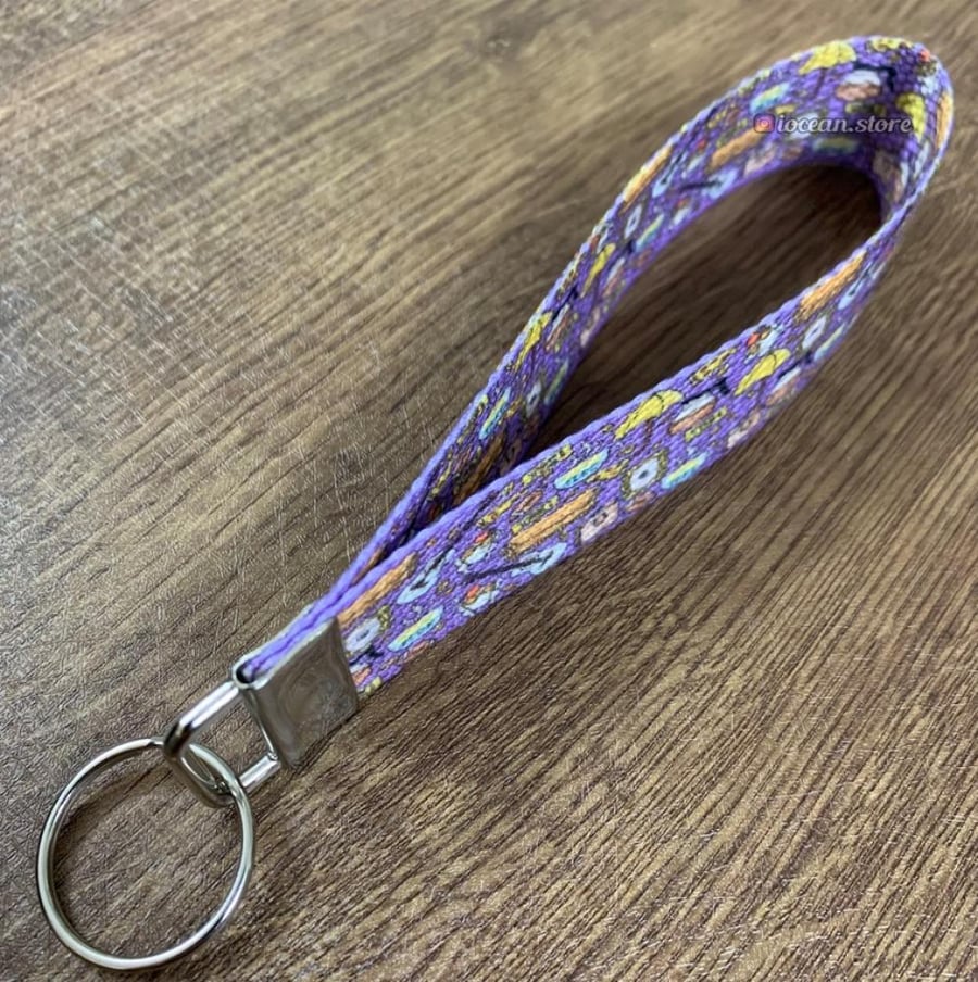 حامل مفاتيح - Wristlet Keychain - طباعة حسب الطلب