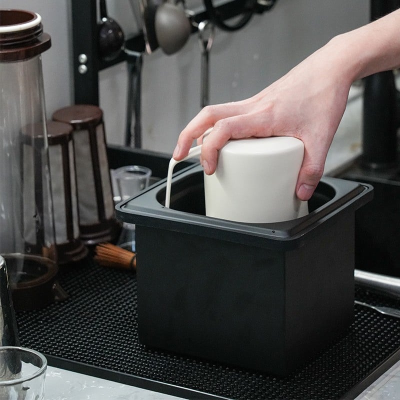 Rinse washing, glass rinsing, cups, steaming patches, shaker, containers, distillation, bars, and coffee corners without perforation for the bar