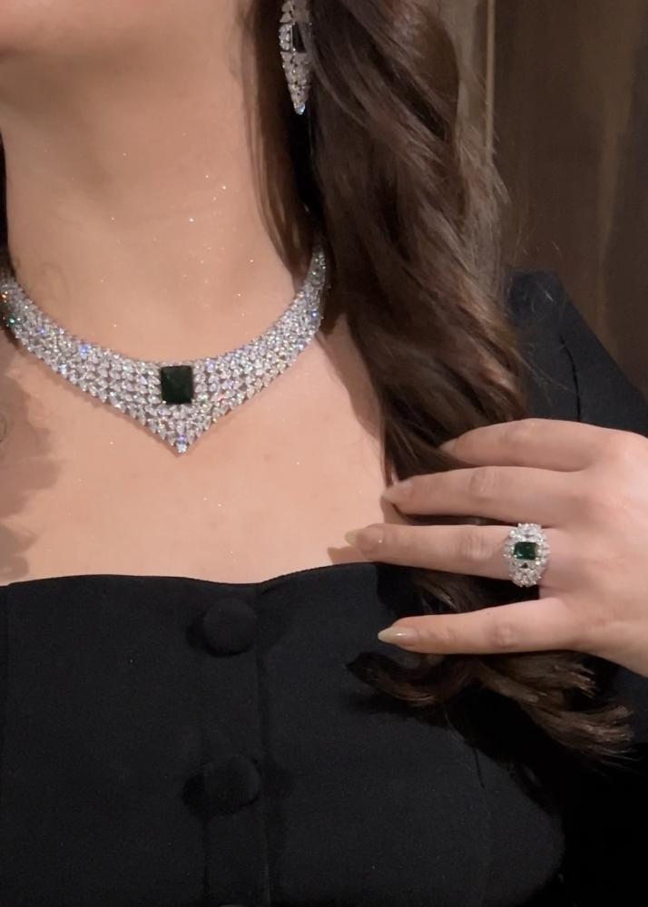 طقم فالارينا