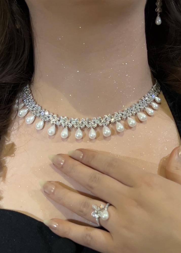 طقم بيرل فلاور