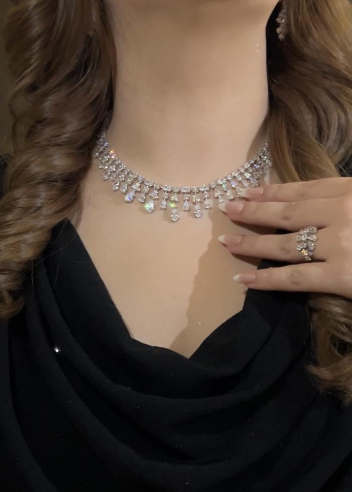 طقم  سكاندل