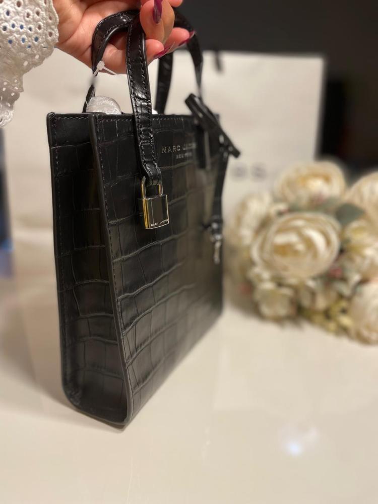 شنطة مارك جوكيبز أسود