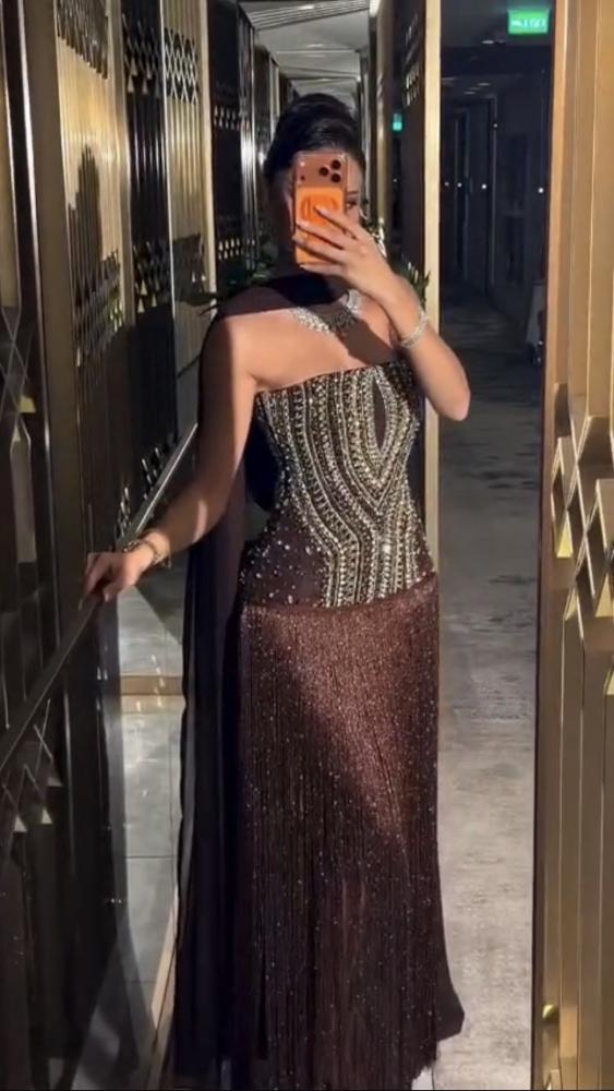 فستان سهره بني توب تطريز هدب لمعه
