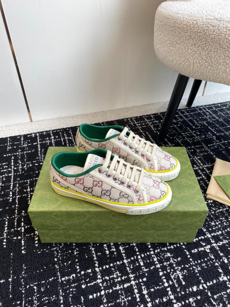 Gucci shoes