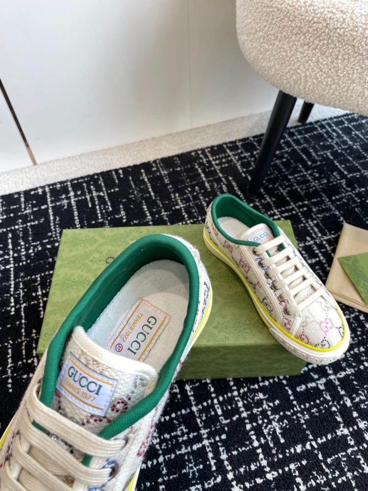 Gucci shoes