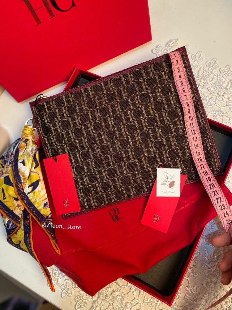 CH Carolina herrera pouch