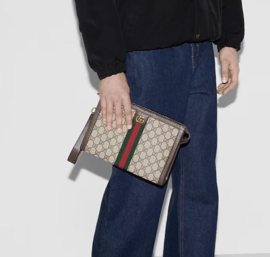 Gucci pouch monogram red stre