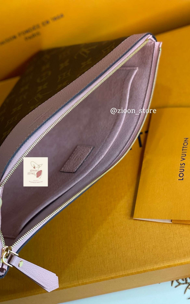 Louis Vuitton pink pouch