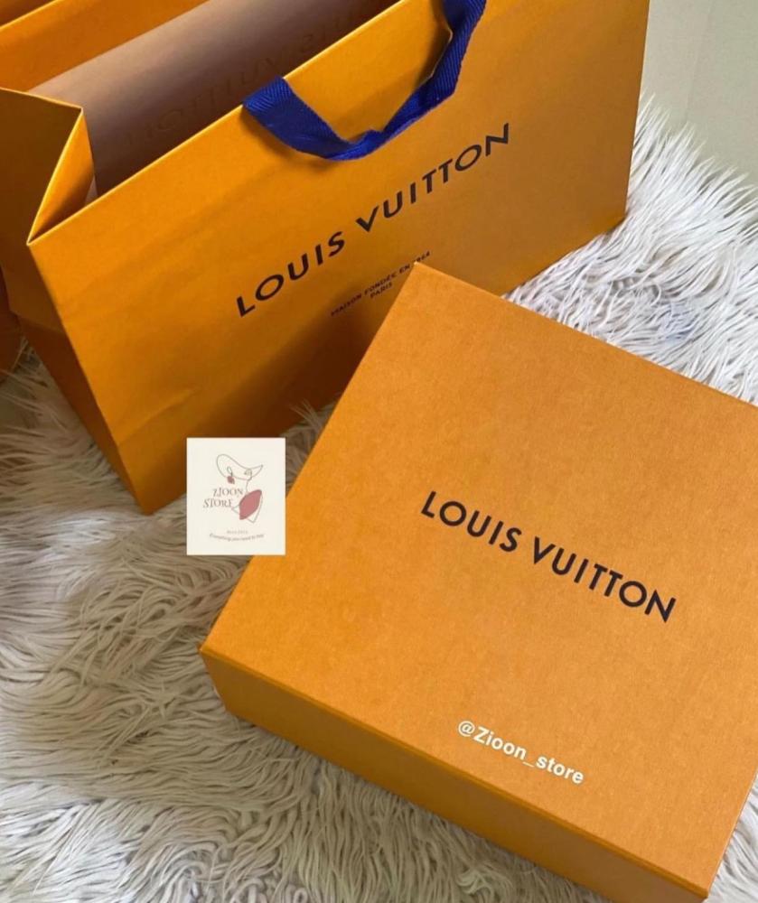 Louis Vuitton black bb alma brown
