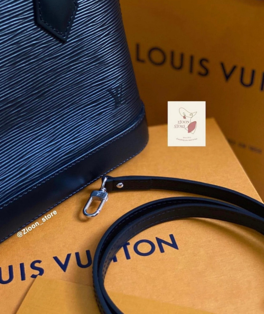 Louis Vuitton black bb alma