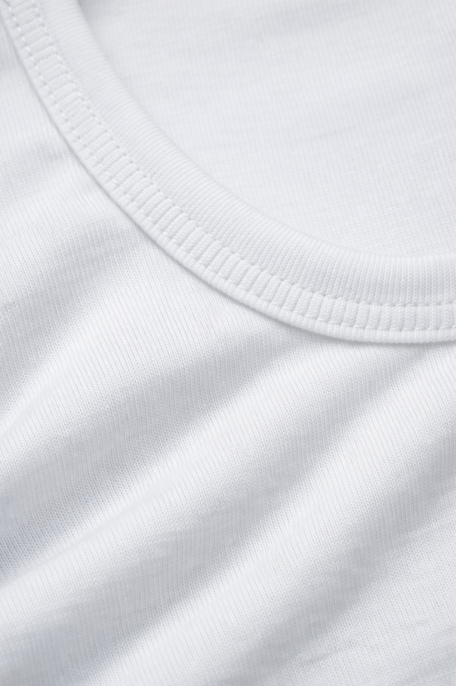 فانيلة بيضاء قطن مقاس xxl(180/105)