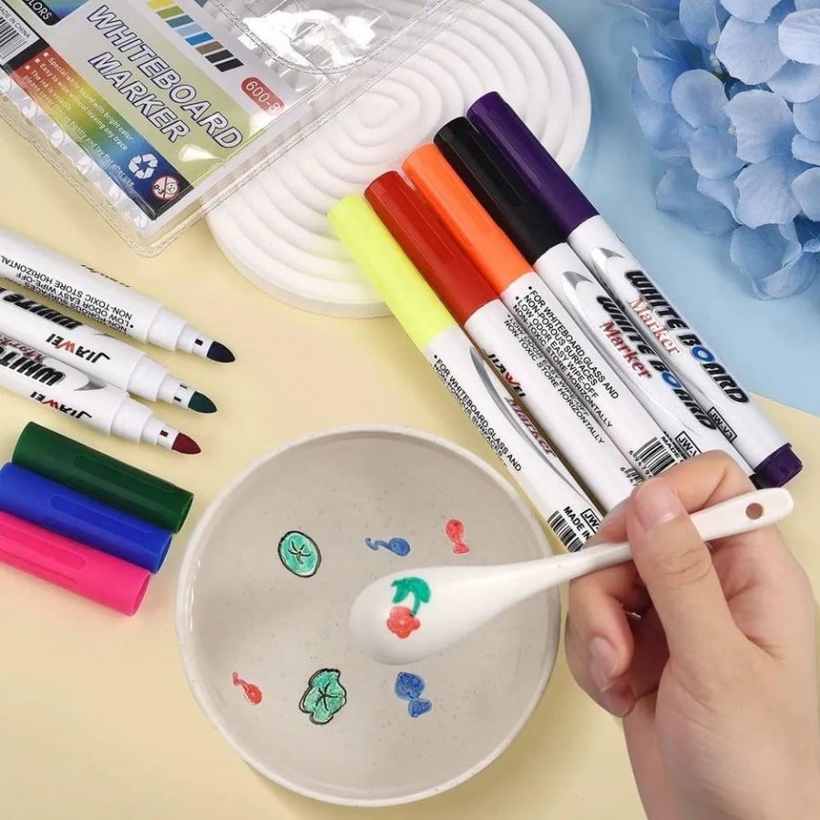 اقلام رسم سحريه ثلاث اقلام مع ملعقة..