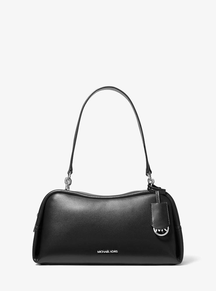 مايكل كورس Cecily Small Signature Logo Shoulder Bag. بالطلب ٢-٣ اسبوع