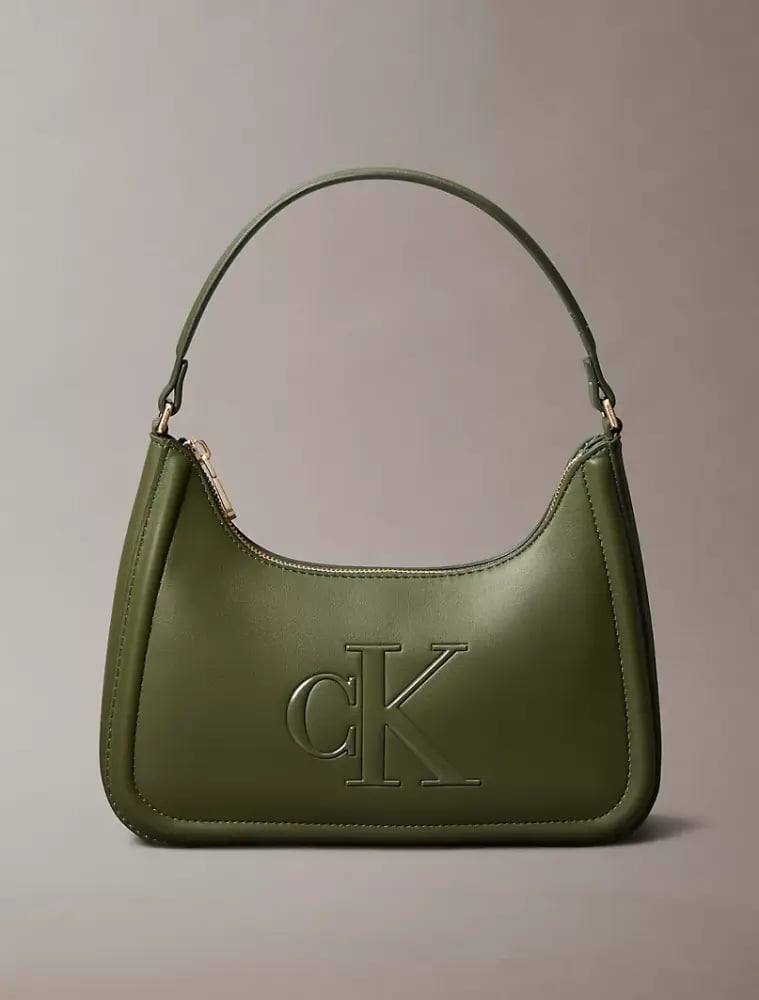 كالفن كلاين Embossed Monogram Shoulder Bag بالطلب ٢-٣ اسبوع