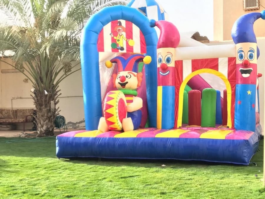 The three clowns bouncy 6 * 4 * 5m