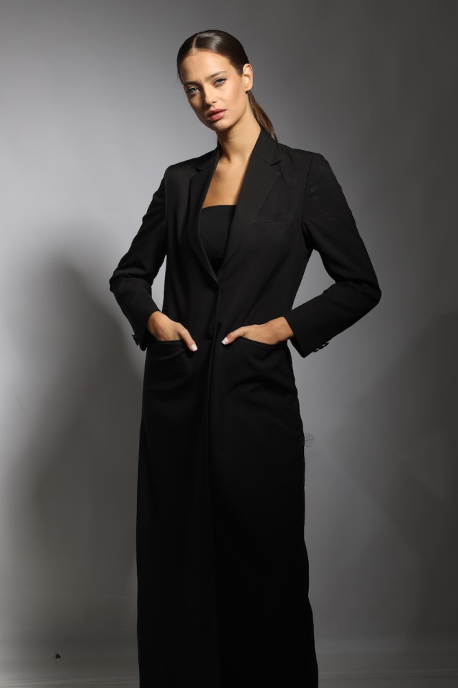 BLACK CREPE BLAZER