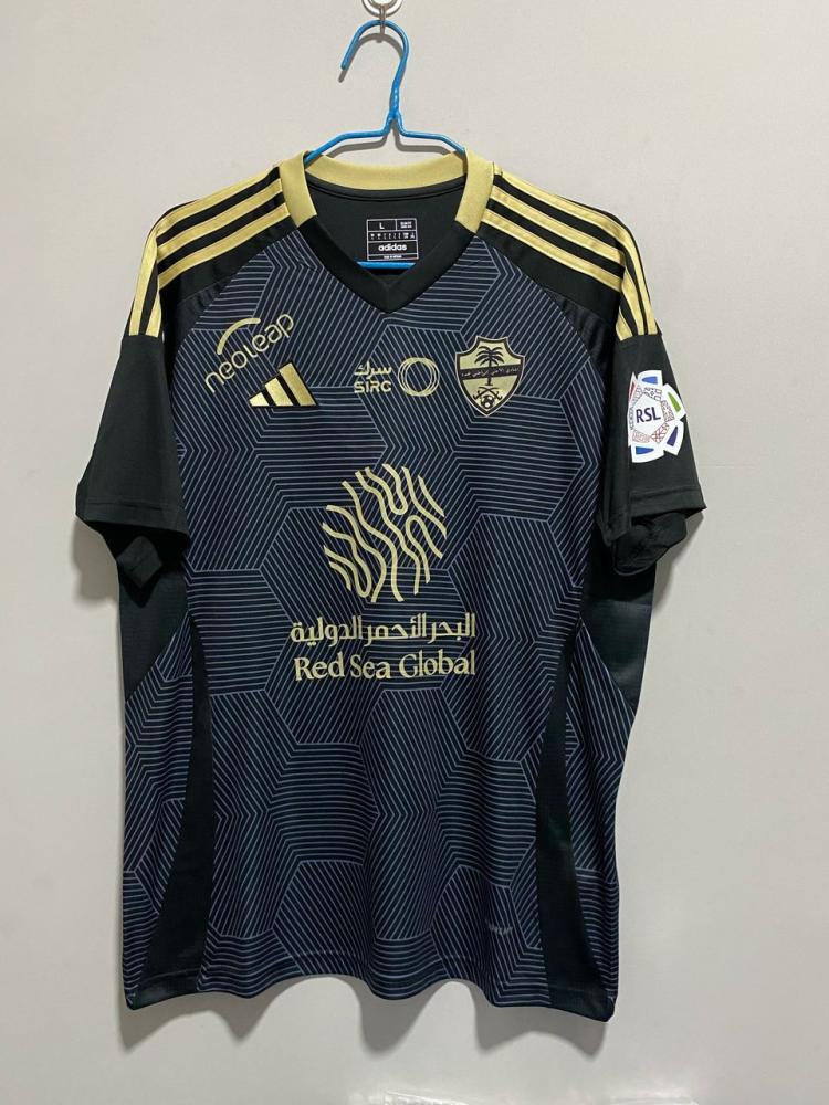 تيشيرت الاهلي الثالث