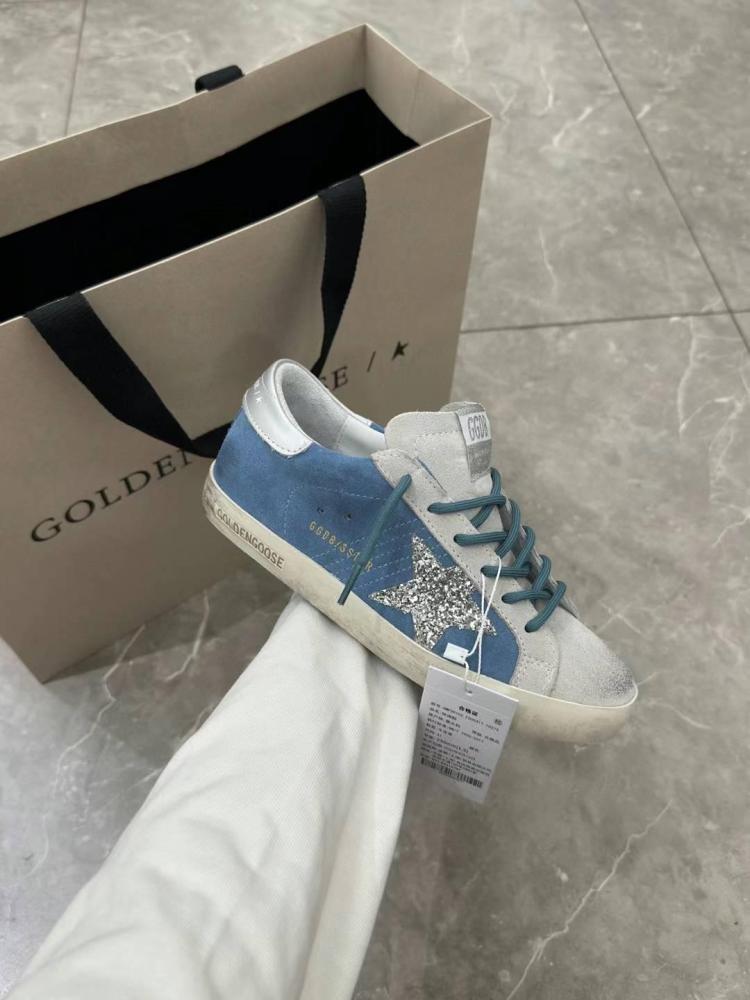 GOLDEN GOOSE مقاس 37