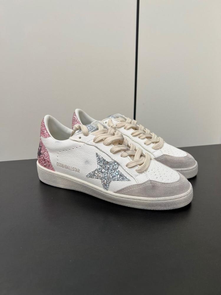 GOLDEN GOOSE