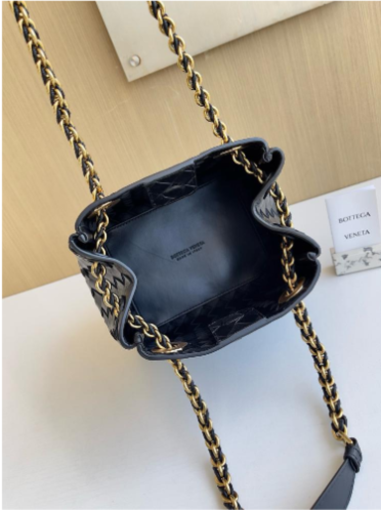 BOTTEGA  Small 23CM