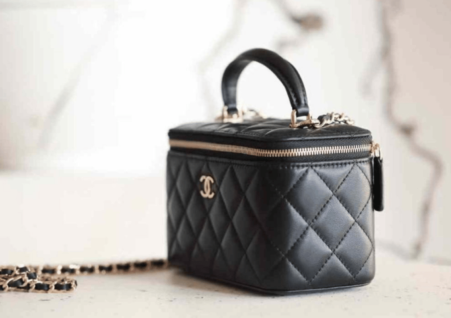 Chanel 17CM