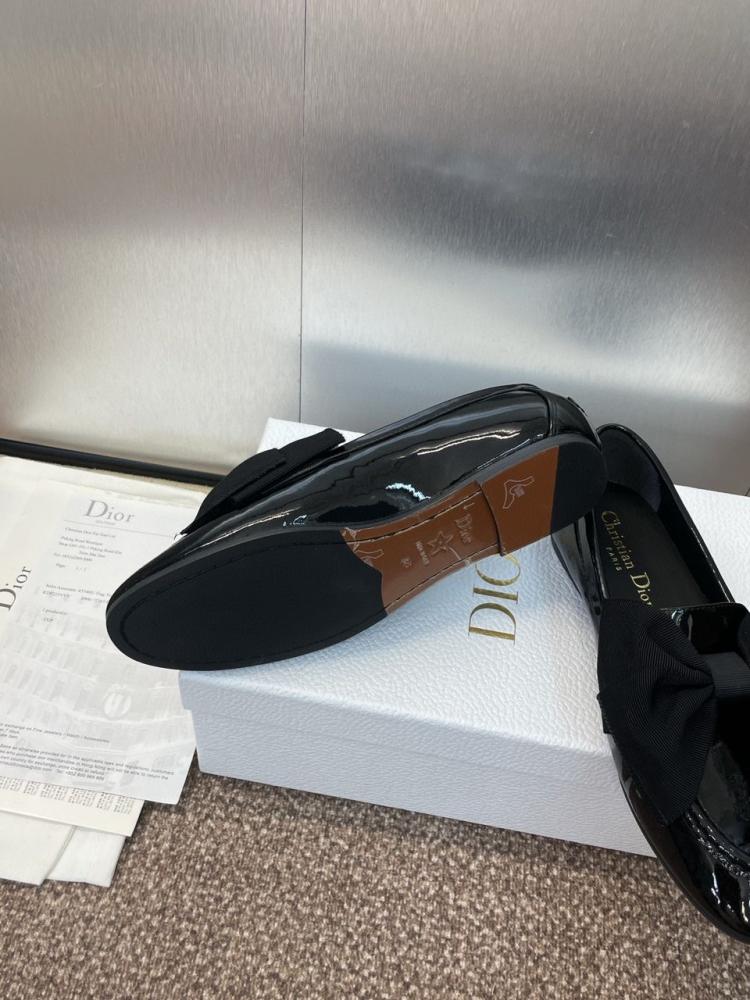 لماعDior