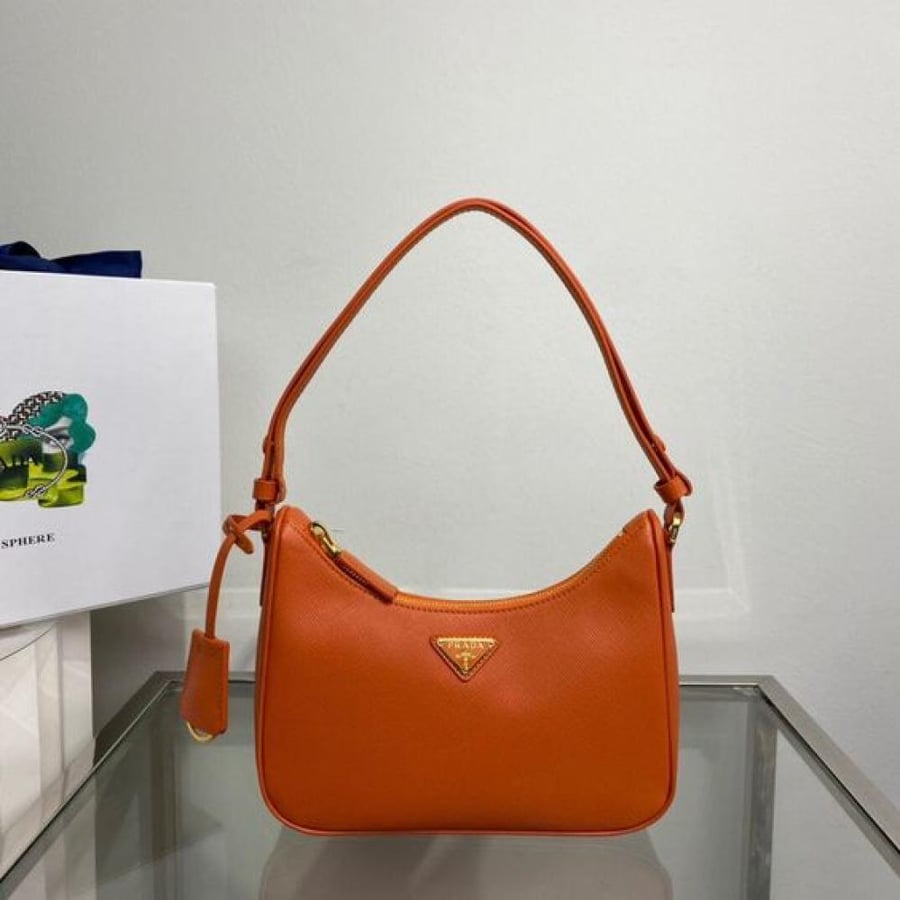 PRADA 23CM جلد