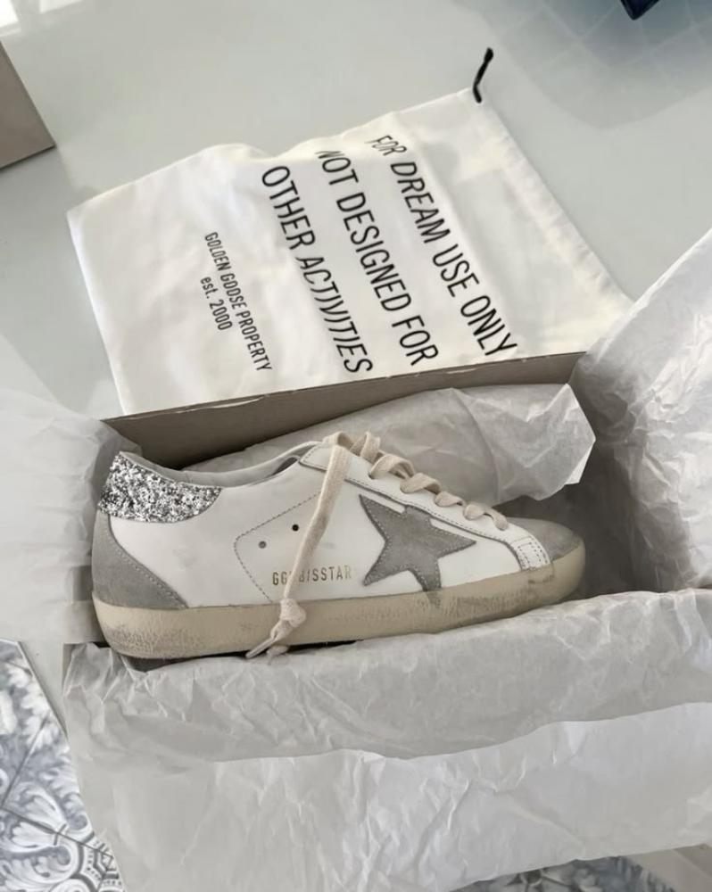 GOLDEN GOOSE مقاس40