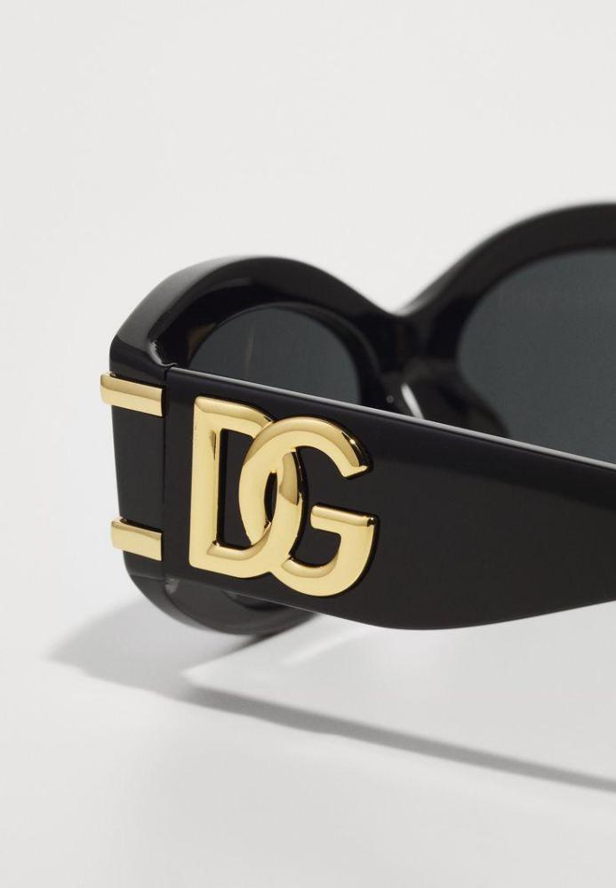 Dolce &Gabbana