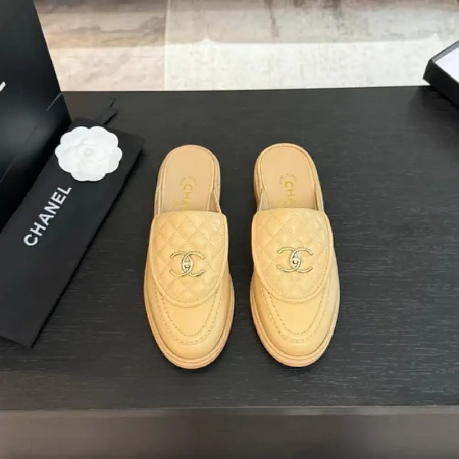CHANEL