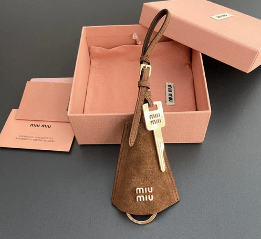 MIUMIU
