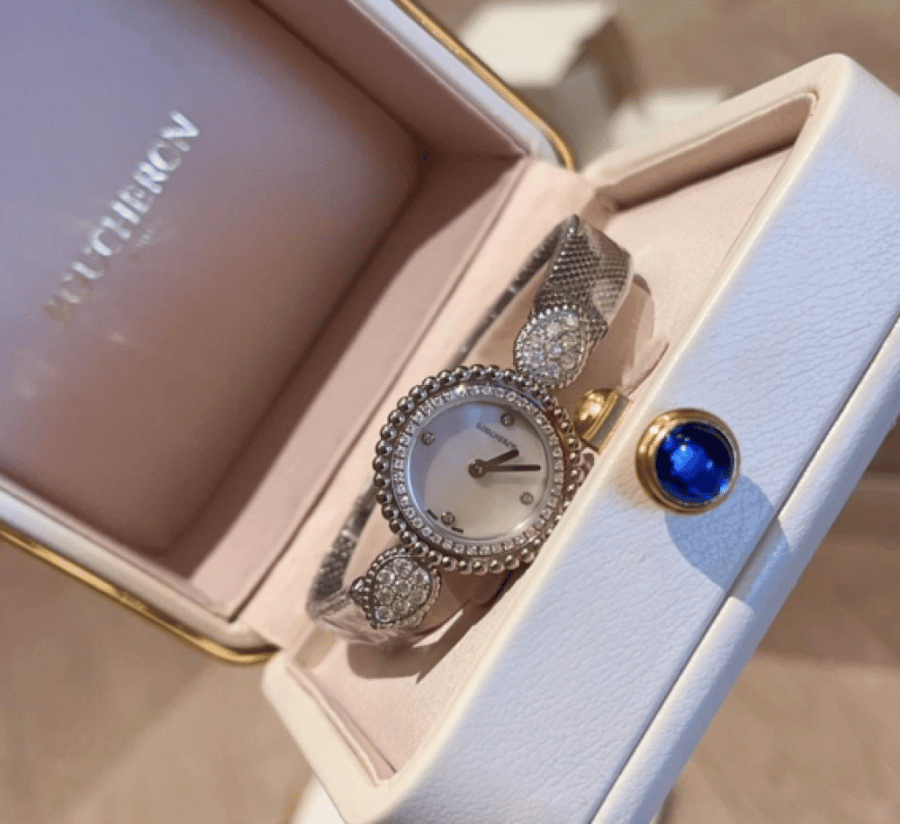BOUCHERON مع سير اضافي ابيض هديه