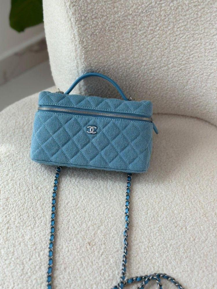Chanel 19,5CM