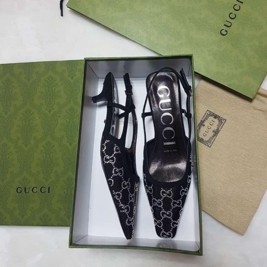 GUCCI مقاس 40