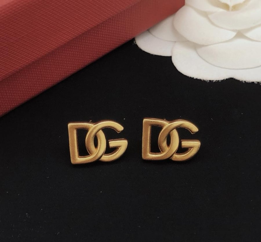 DOLCE & GABBANAحجم وسط
