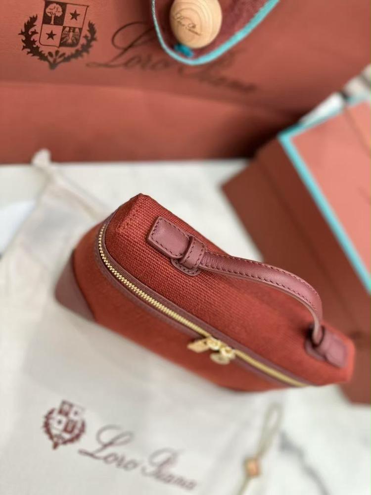 Loro Piana  19CM