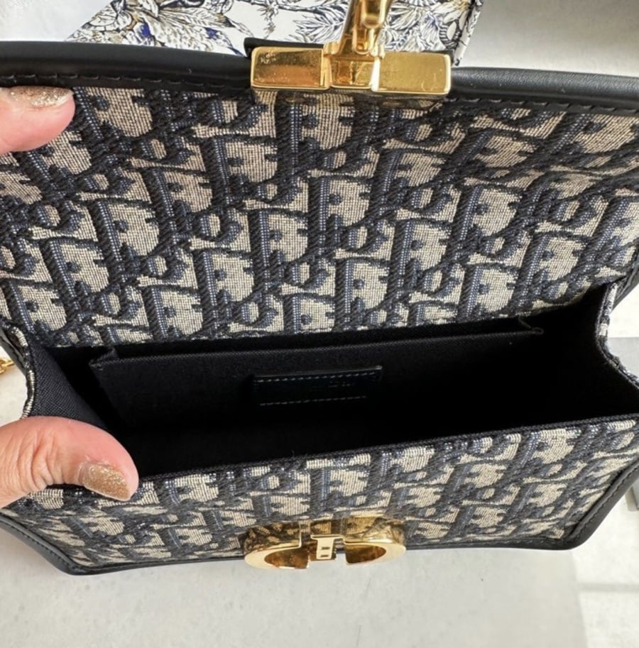 Dior 21CM