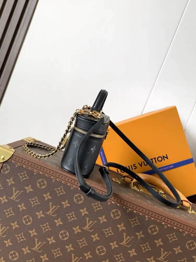 Louis Vuitton 19cm