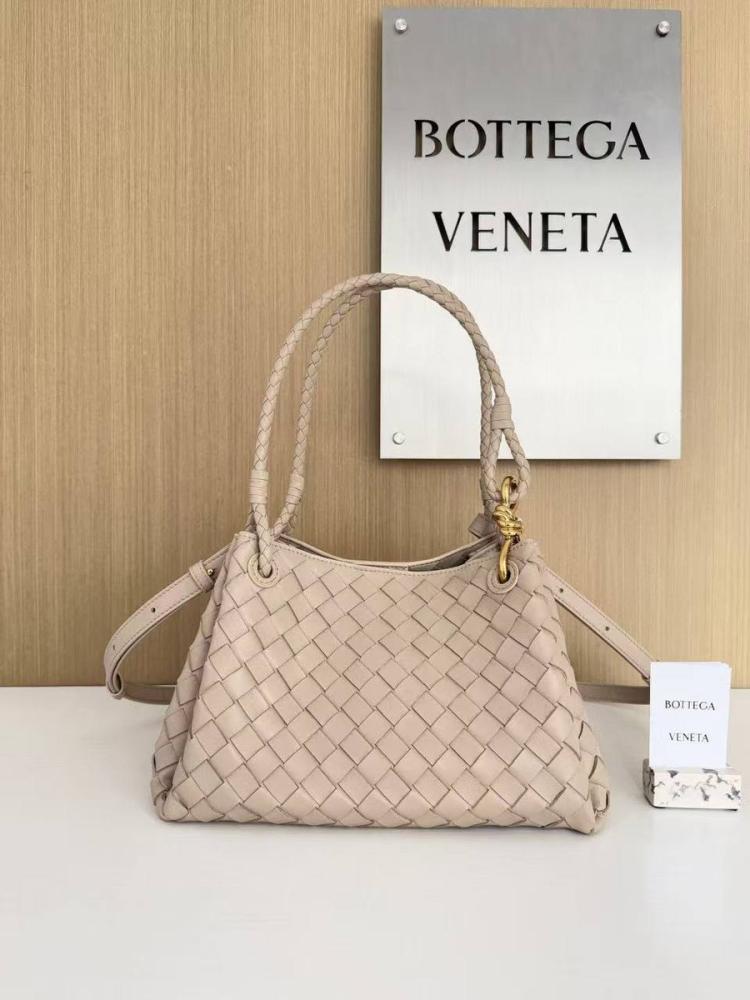 BOTTEGA  Parachute Medium 29.5cm