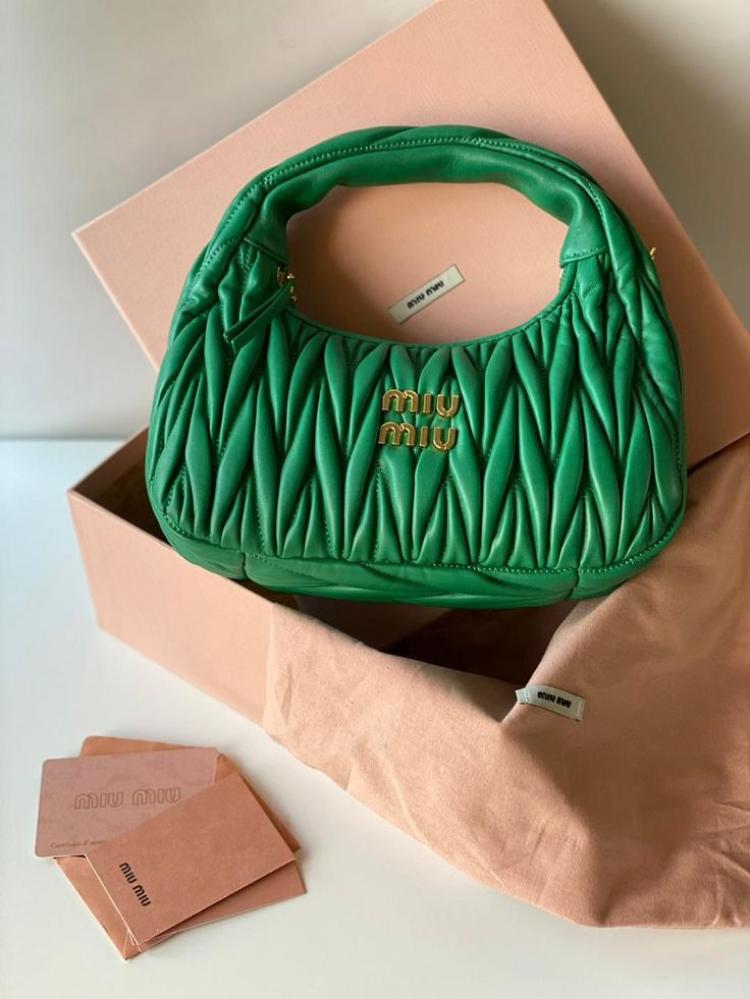 MIUMIU 20CM