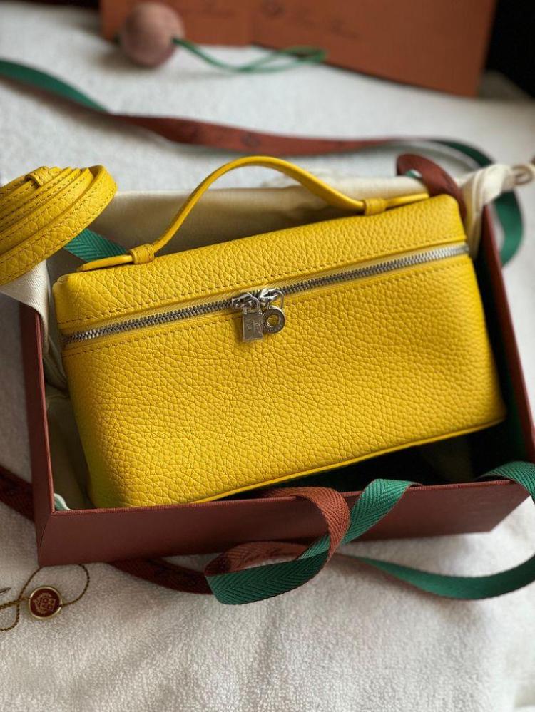 Loro Piana  19CM