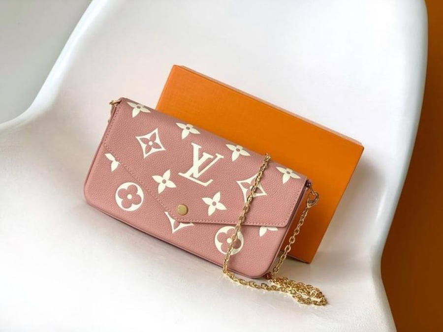 Louis Vuitton 21CM